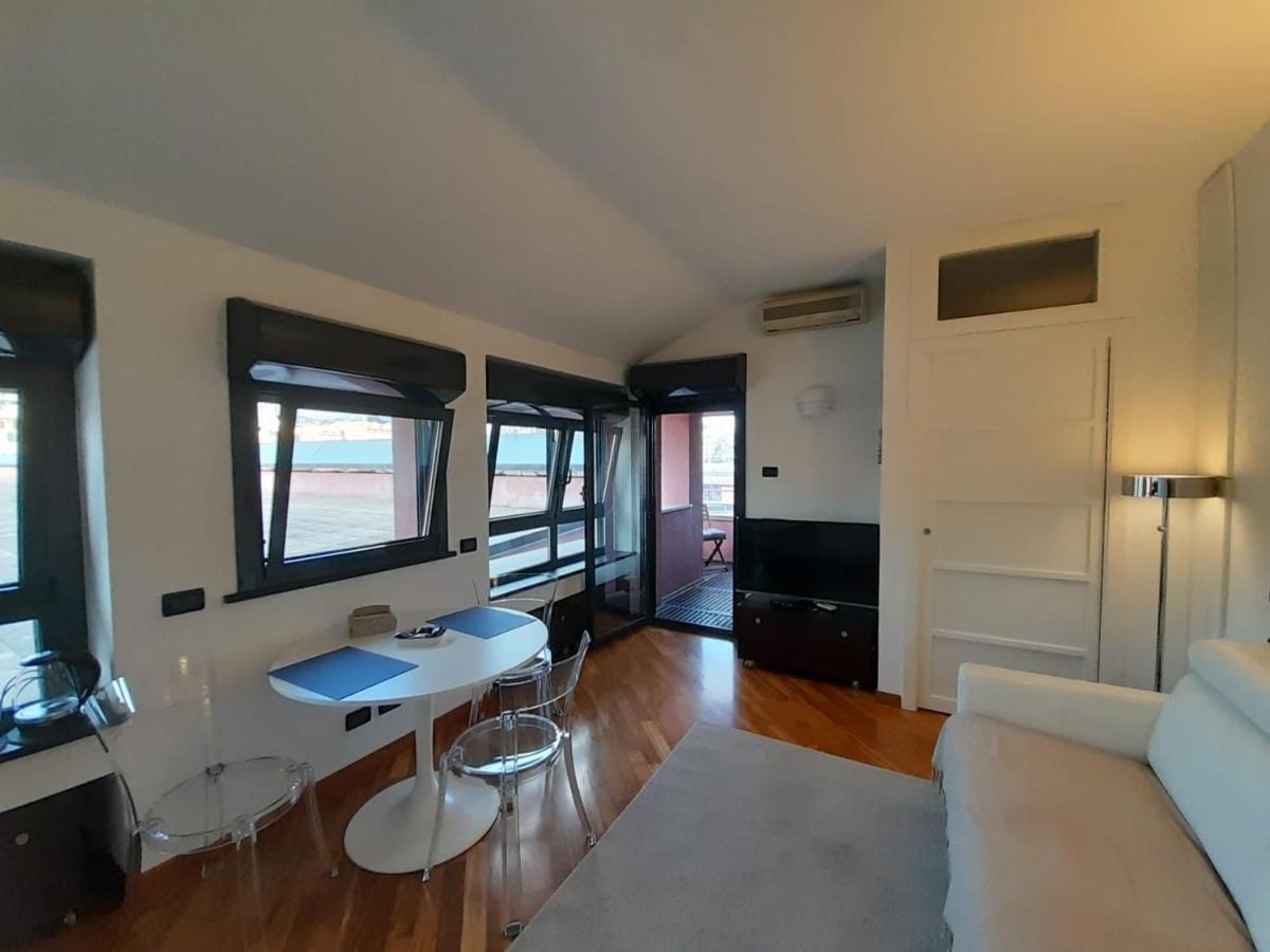 Appartement Bilocale Vista Mare Con Terrazzo-Porto Antico- Parcheggio Scontato à Gênes Extérieur photo
